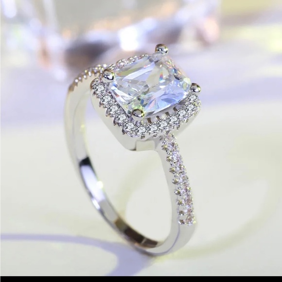 New Fashion Jewelry Rings - Picture 2 of 2